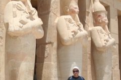 En el templo de Deir el Bahari, Egipto, 2008